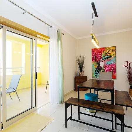 Apartment C07 - 3 Bed Luxury Penthouse In Downtown