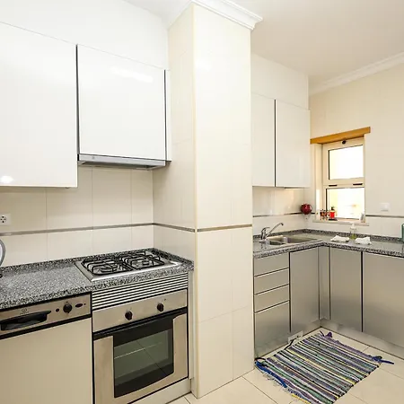 C07 - 3 Bed Luxury Penthouse In Downtown