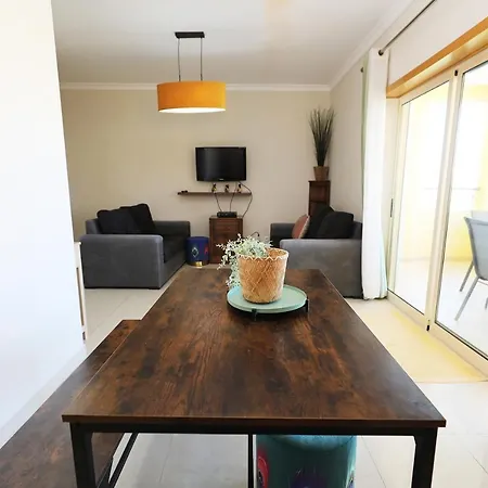 C07 - 3 Bed Luxury Penthouse In Downtown 라고스